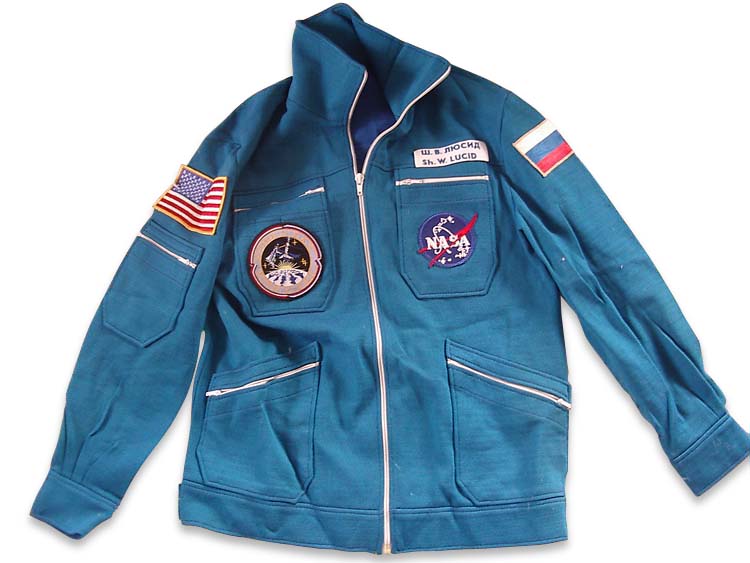 1996 STS 76/SOYUZ TM 23/MIR SHANNON LUCID FLIGHT SUIT  