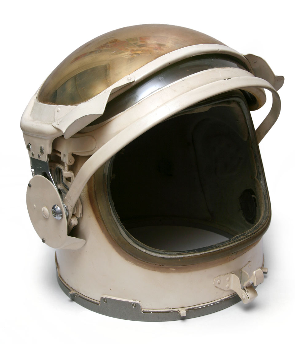 HELMET FOR SOVIET SPACESUIT 